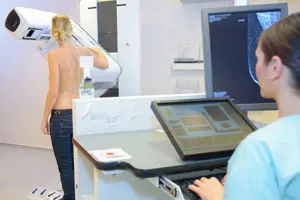 Tomosintesi mammaria: tecnologia all’avanguardia nella prevenzione oncologica senologica.